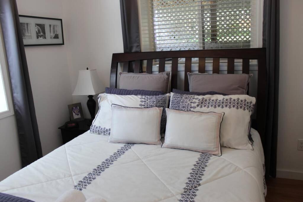 Memory Lane Guest Suite Sooke Exterior foto